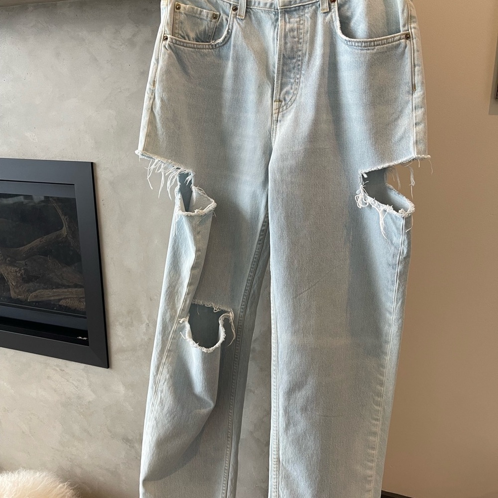 GRLFRND Distressed Women Jeans.